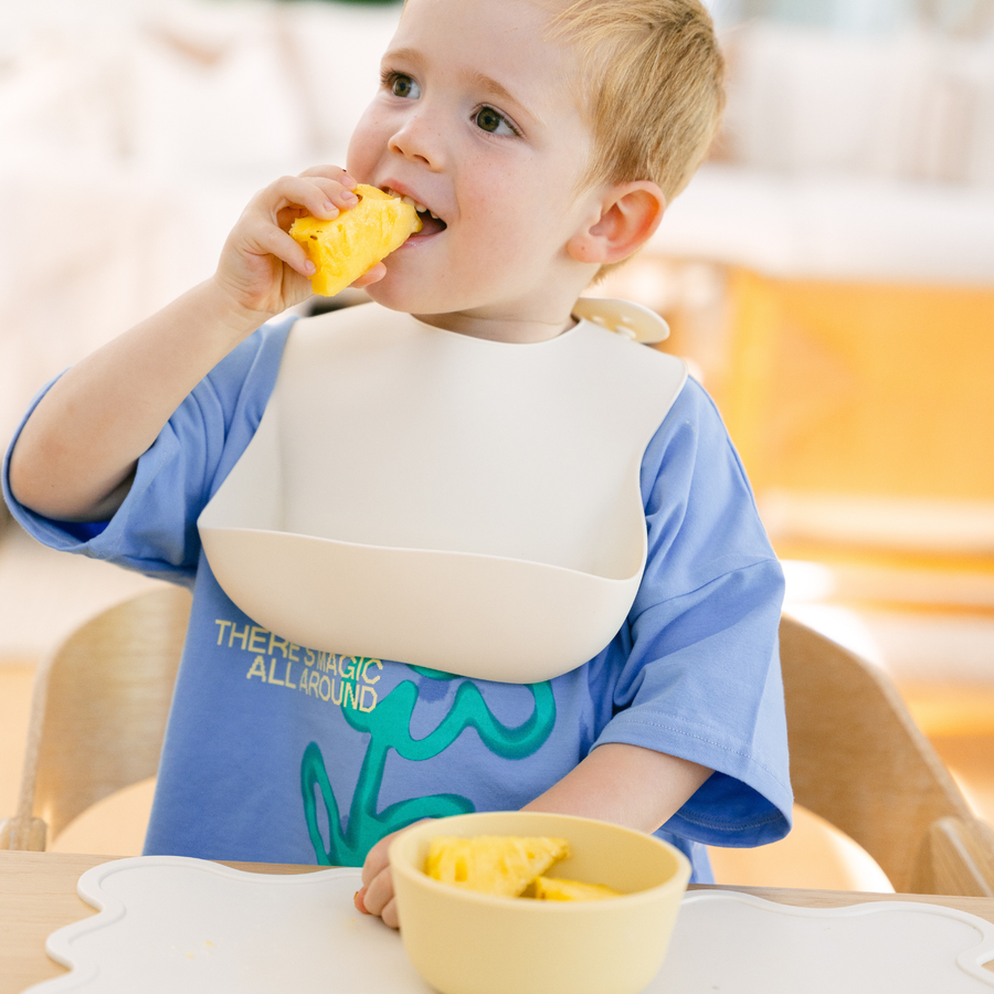 Rommer Silicon Bib in Creme
